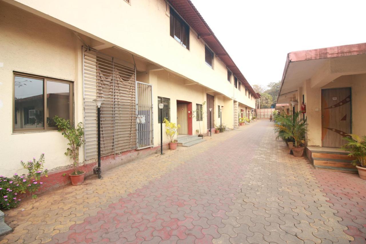 Hotel Nest Inn Residency Bhiwandi Eksteriør billede